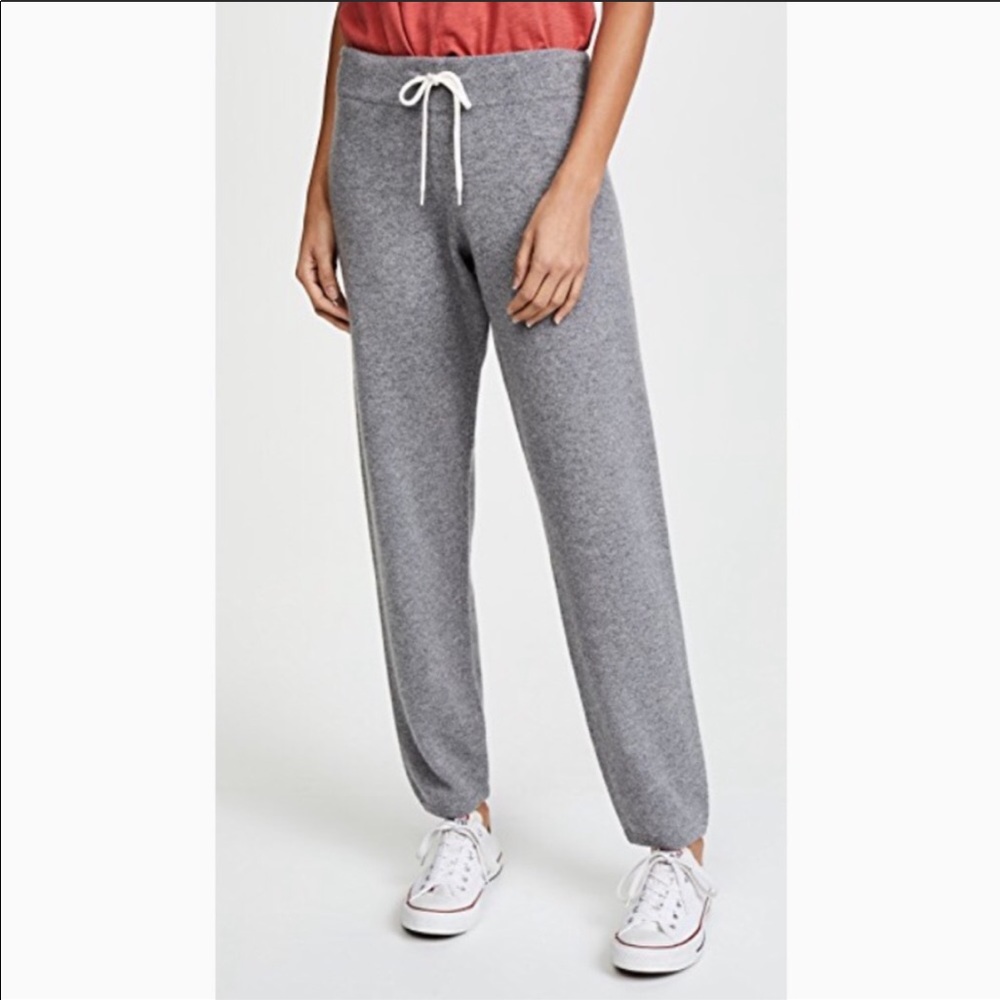 Monrow Cashmere sweats in Dark heather